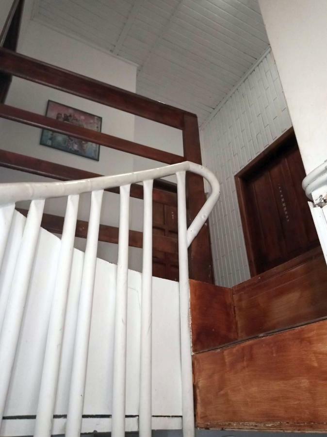 Pensiunea Geostar 2 คูร์ตา เด อาร์เจช ภายนอก รูปภาพ